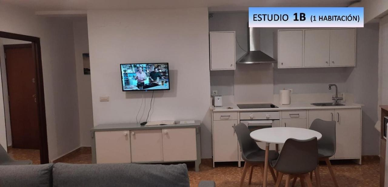 Landete Holidays By Zagal Apartments バレンシア エクステリア 写真